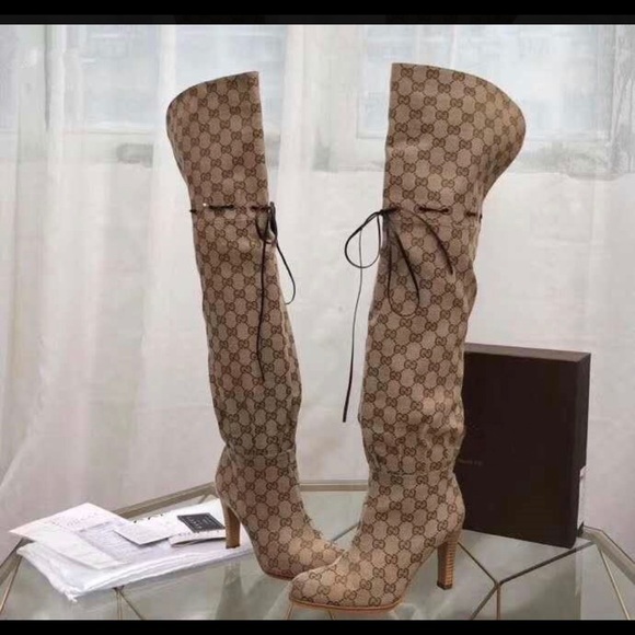 clothes & shoes - Picture 5 of 6